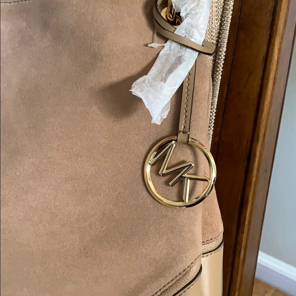 Michael Kors Lg Shoulder Nicole Suede Leather Tan - Picture 4 of 16